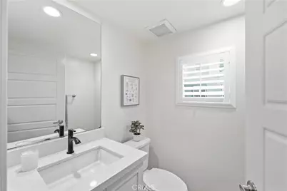 19540 Astor, Northridge, CA 91324 - Photo 6