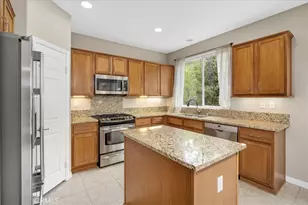 28721 Coal Mountain Ct, Valencia, CA 91354 - Photo 16
