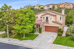 28721 Coal Mountain Ct, Valencia, CA 91354 - Photo 2