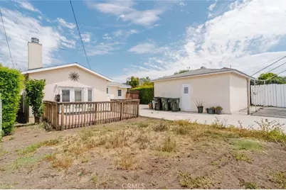 1926 Thoreau Street, Los Angeles, CA 90047 - Photo 32