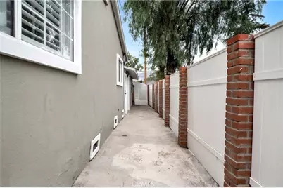 13176 Foothill, Sylmar, CA 91342 - Photo 28