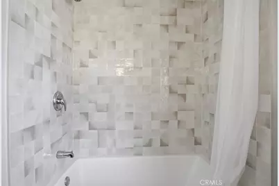 15852 Bryant Street, North Hills, CA 91343 - Photo 18