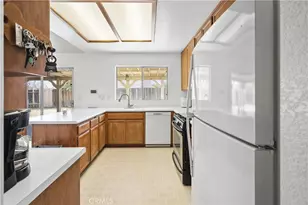 2100 Matthew Ave, Rosamond, CA 93560 - Photo 10