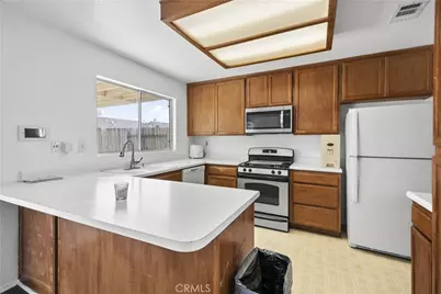 2100 Matthew Avenue, Rosamond, CA 93560 - Photo 14