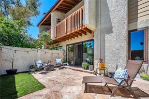 21555 Burbank Blvd, Woodland Hills, CA 91367 - Photo 20