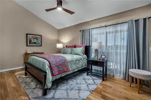 21555 Burbank Blvd, Woodland Hills, CA 91367 - Photo 16