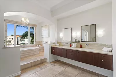 5206 Pacific Avenue, Marina del Rey, CA 90292 - Photo 22