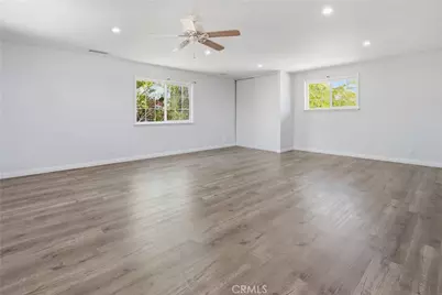 42900 Staffordshire Drive, Lancaster, CA 93534 - Photo 32