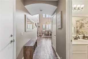 27730 Mariposa Ln, Castaic, CA 91384 - Photo 12