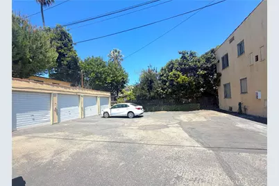 141 N Bonnie Avenue, Pasadena, CA 91106 - Photo 12