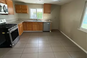 2002 Malcolm, Simi Valley, CA 93065 - Photo 4
