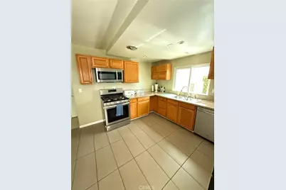 2002 Malcolm, Simi Valley, CA 93065 - Photo 2