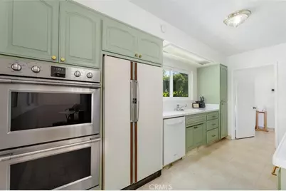 1152 Northwestern Drive, Claremont, CA 91711 - Photo 12