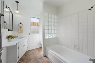 27912 Newbird Dr, Saugus, CA 91350 - Photo 20