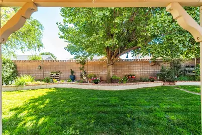 42966 Pearlwood Drive, Lancaster, CA 93536 - Photo 28