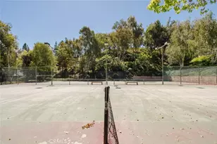 26922 Flo Ln, Canyon Country, CA 91351 - Photo 38