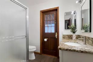 3003 Mesa Verde Dr, Burbank, CA 91504 - Photo 20