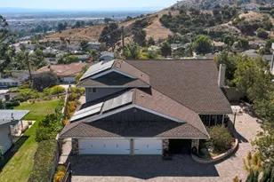 3003 Mesa Verde Dr, Burbank, CA 91504 - Photo 2