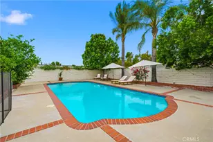 27493 Cherry Creek Dr, Valencia, CA 91354 - Photo 30