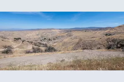 30668 3/4 Tick Canyon, Canyon Country, CA 91387 - Photo 36