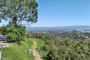 126 Pueblo Ln, Topanga, CA 90290 - Photo 42