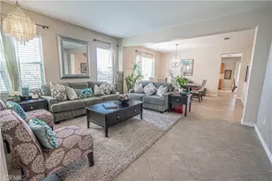 28076 Bridlewood Dr, Castaic, CA 91384 - Photo 6