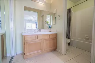 28076 Bridlewood, Castaic, CA 91384 - Photo 32