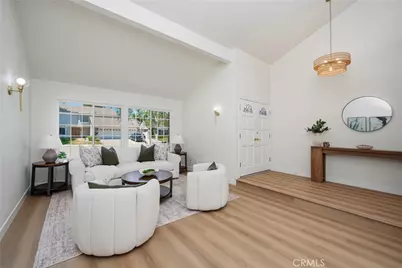 25660 Lochmoor Road, Valencia, CA 91355 - Photo 12