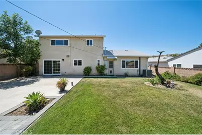 22369 Espuella, Saugus, CA 91350 - Photo 32
