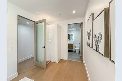 5134 Medina, Woodland Hills, CA 91364 - Photo 38