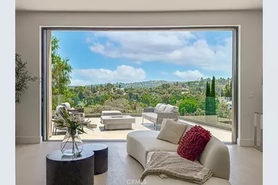 5134 Medina, Woodland Hills, CA 91364 - Photo 1