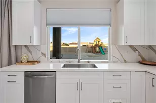 12961 Davona Dale, Apple Valley, CA 92308 - Photo 16
