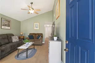 19356 Ranier, Canyon Country, CA 91351 - Photo 4