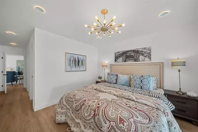 7660 Radford Avenue, North Hollywood, CA 91605 - Photo 20