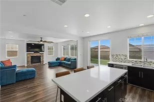 22604 Dragonfly Ct, Saugus, CA 91350 - Photo 10