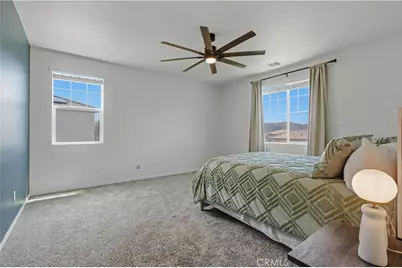 22604 Dragonfly Court, Saugus, CA 91350 - Photo 18