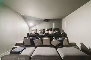 13853 Tucker Ave, Sylmar, CA 91342 - Photo 20