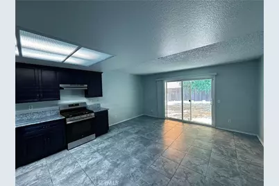 37628 13th, Palmdale, CA 93550 - Photo 6