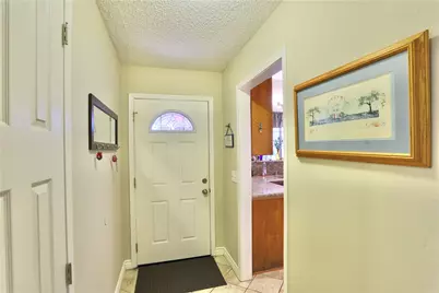 27340 Arriola Avenue, Saugus, CA 91350 - Photo 8