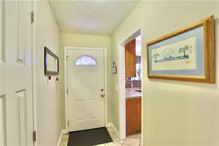 27340 Arriola Ave, Saugus, CA 91350 - Photo 8