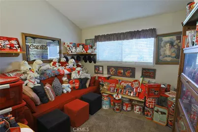 27340 Arriola Avenue, Saugus, CA 91350 - Photo 16