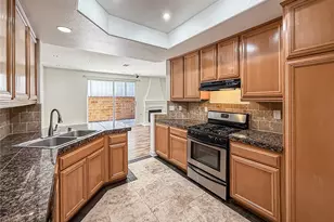 16724 Tim Ln, Lake Balboa, CA 91406 - Photo 12