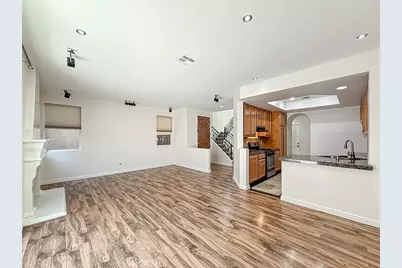 16724 Tim Ln, Lake Balboa, CA 91406 - Photo 8