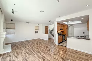 16724 Tim Ln, Lake Balboa, CA 91406 - Photo 8