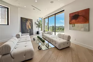 5130 Medina, Woodland Hills, CA 91364 - Photo 12