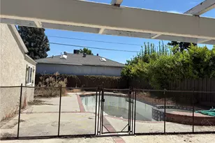 1028 N Naomi St, Burbank, CA 91505 - Photo 18