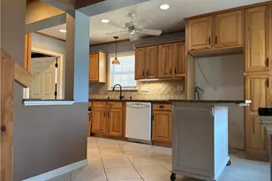 1028 N Naomi St, Burbank, CA 91505 - Photo 8
