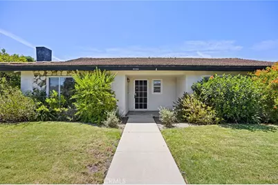 9435 Haskell, North Hills, CA 91343 - Photo 2