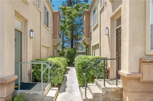 26939 Hillsborough Pkwy, Valencia, CA 91354 - Photo 2