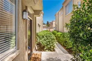 26939 Hillsborough Pkwy, Valencia, CA 91354 - Photo 22